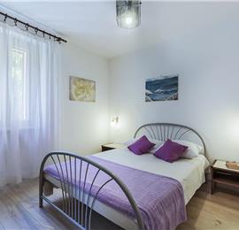 6 bedroom villa with pool near Labin, Istria, sleeps 12